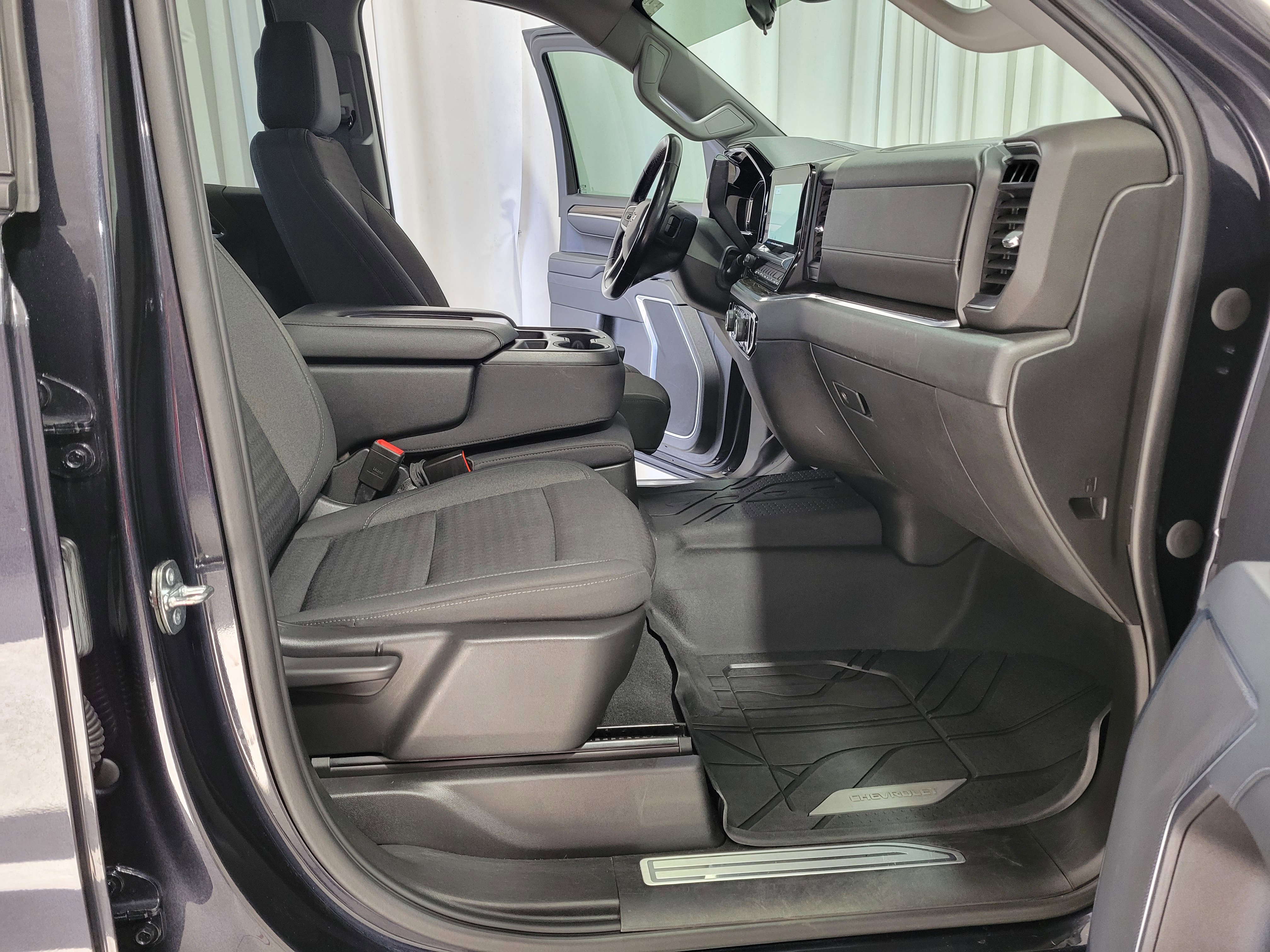 Certified 2022 Chevrolet Silverado 1500 LT w/ Protection Package image 37