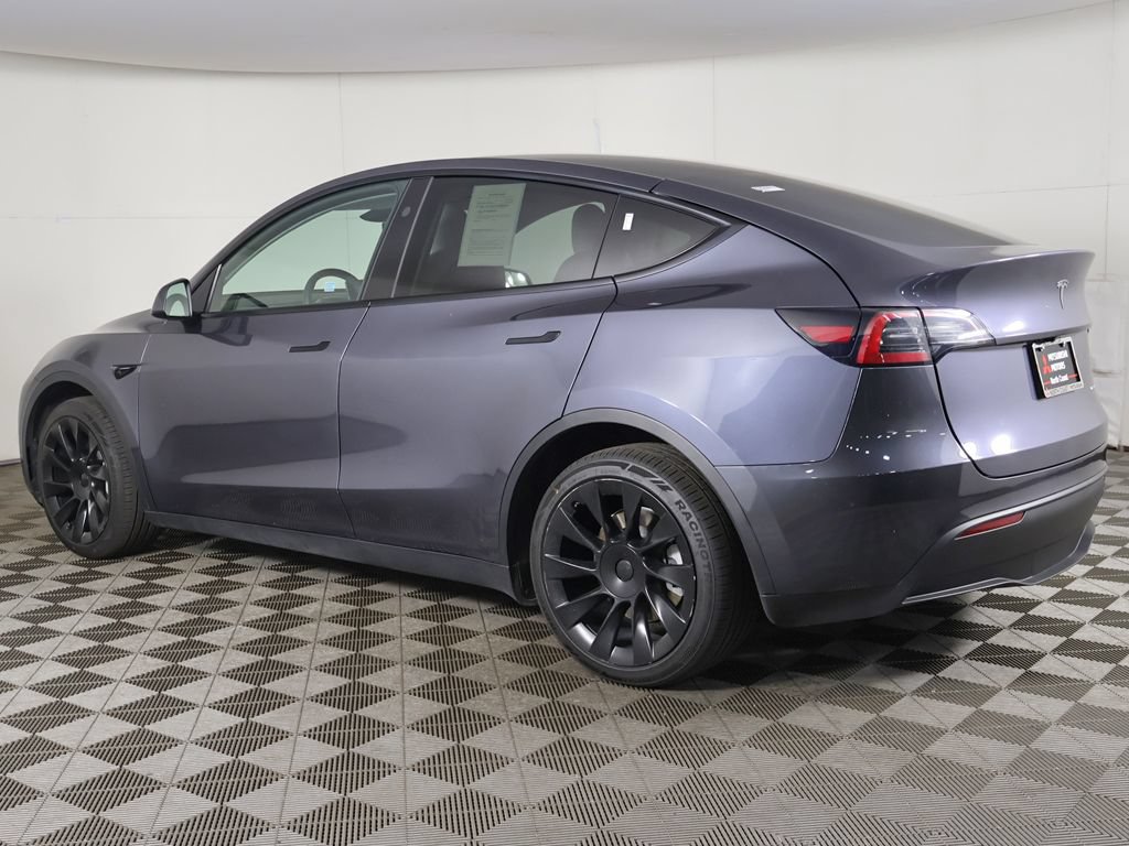Used 2023 Tesla Model Y Long Range AWD/4WD image 9