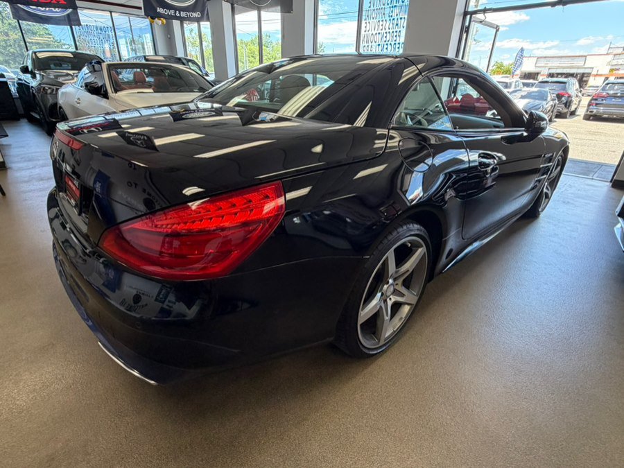 Used 2017 Mercedes-Benz SL 550 image 29