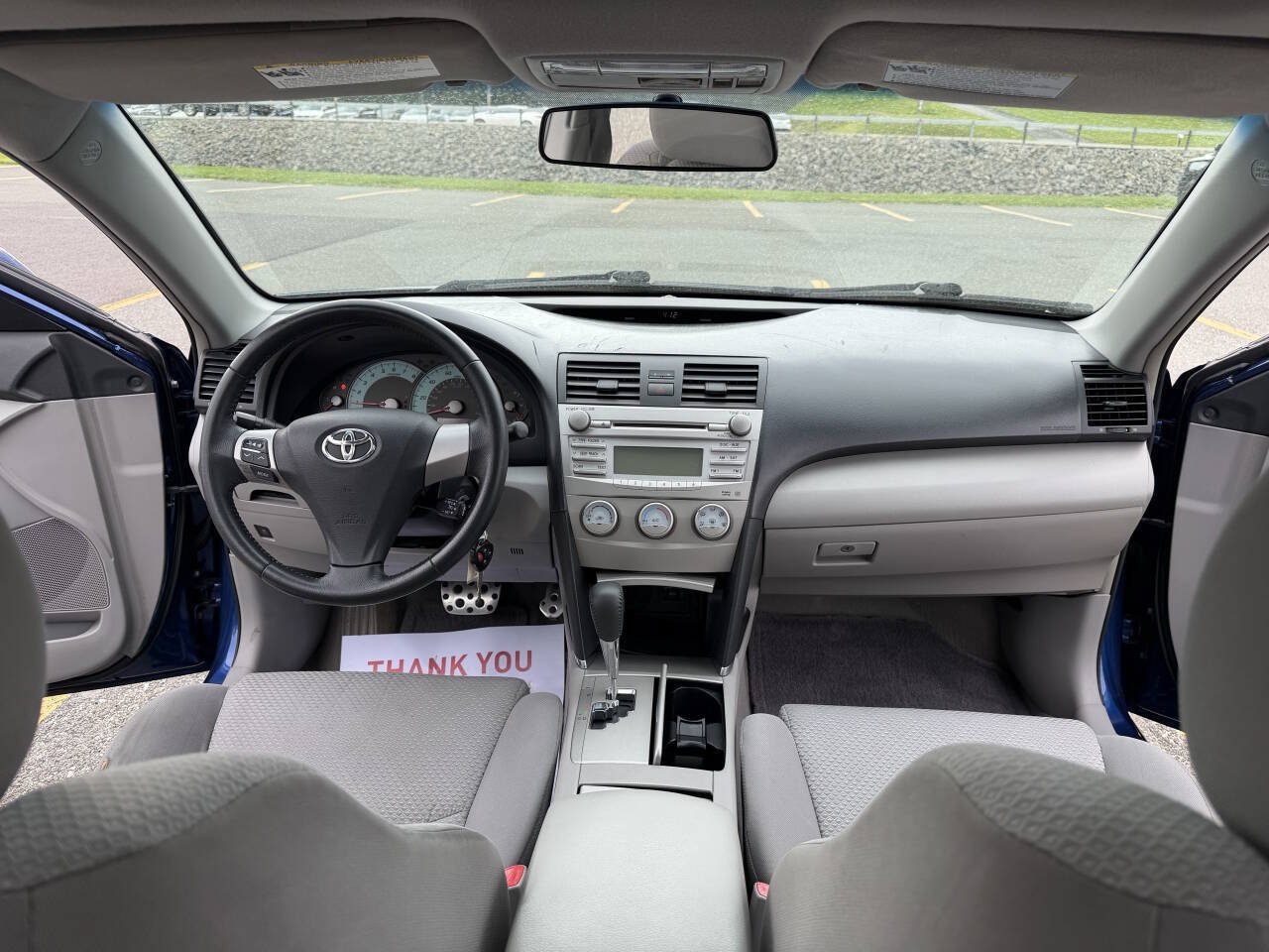Used 2010 Toyota Camry SE FWD image 11