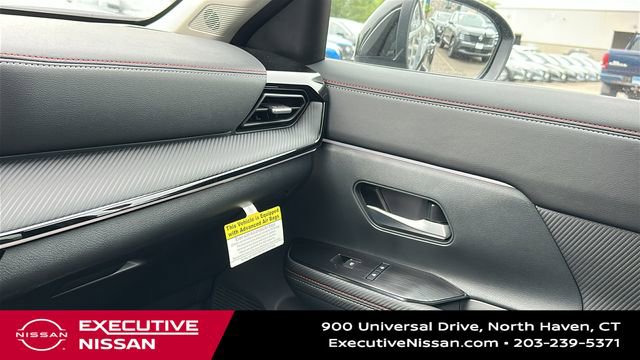 Used 2025 Nissan Kicks SR w/ Illumination Package FWD image 20