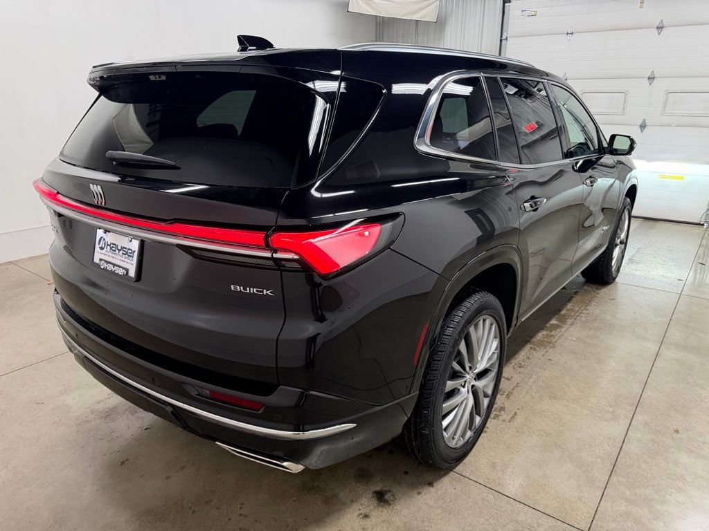 New 2026 Buick Enclave Avenir w/ Super Cruise Package image 3