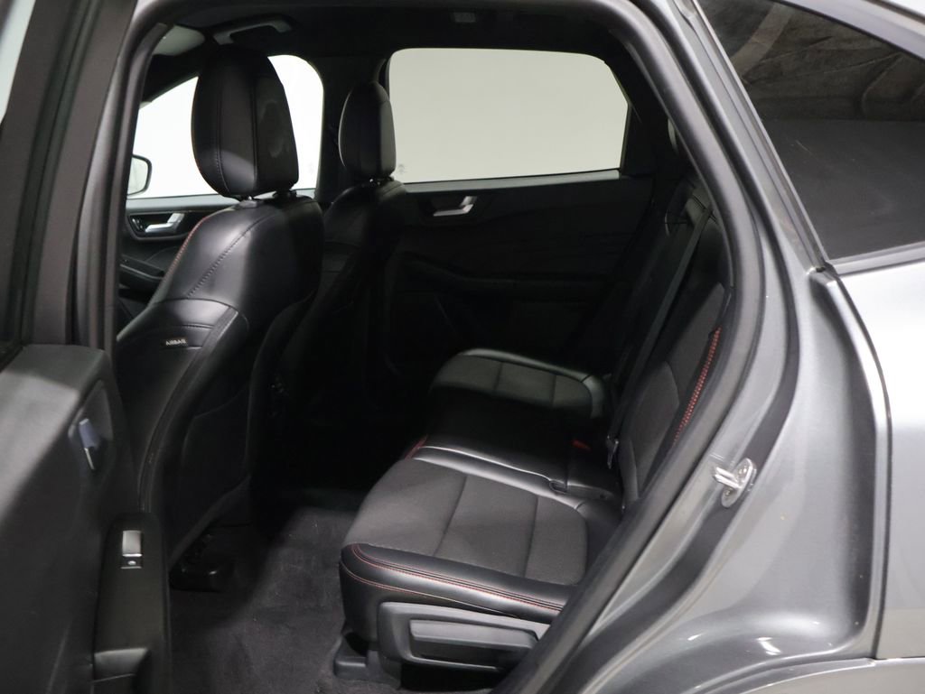Used 2024 Ford Escape ST-Line image 18