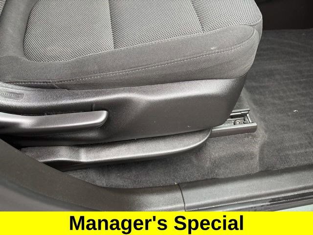 Used 2022 Chevrolet Traverse LT w/ LPO, Floor Liner Package image 42
