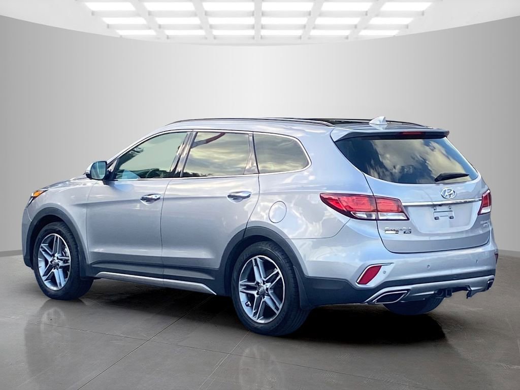 Used 2019 Hyundai Santa Fe XL image 3