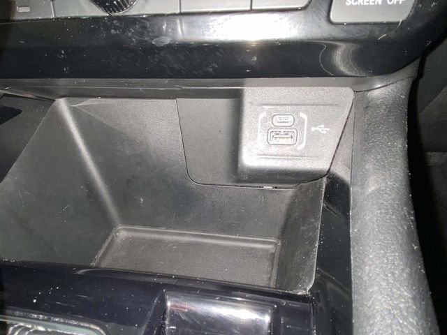 Used 2024 Jeep Compass Limited image 20