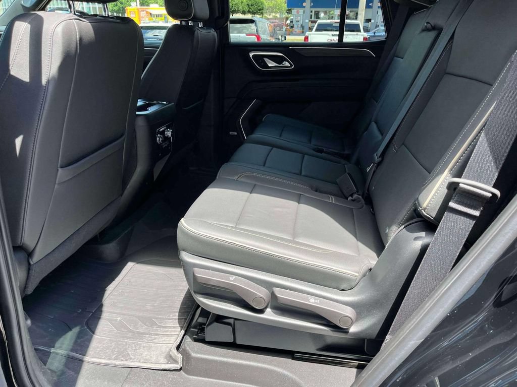 Certified 2023 GMC Yukon SLT AWD/4WD image 16