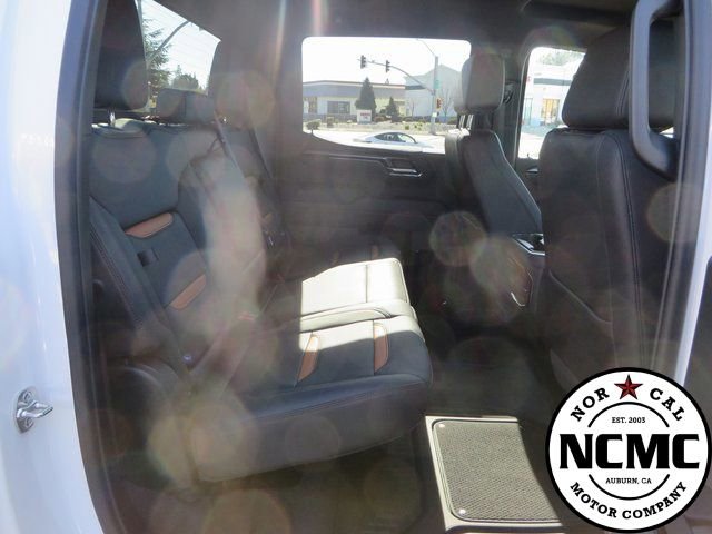 Used 2025 GMC Sierra 1500 AT4 image 58