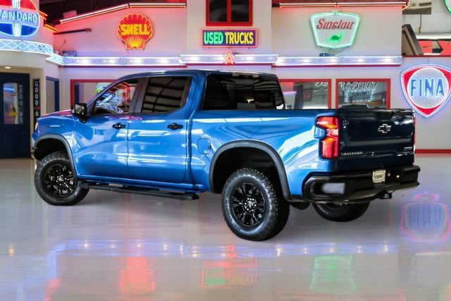 Used 2022 Chevrolet Silverado 1500 ZR2 w/ Technology Package image 4