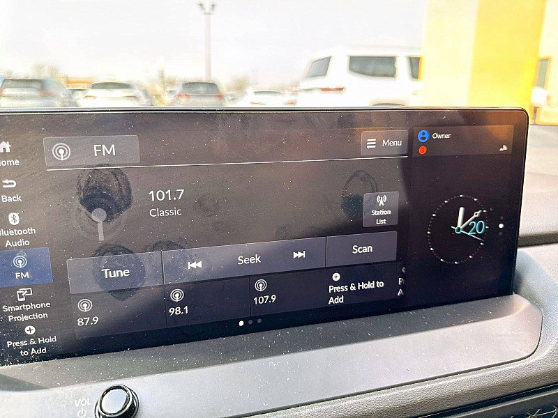 Used 2023 Honda Accord EX-L image 11