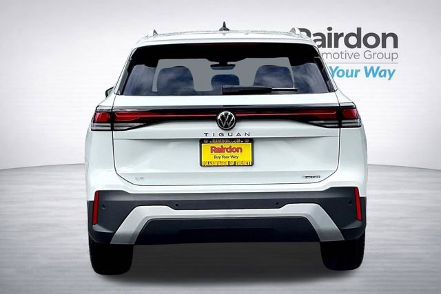 New 2025 Volkswagen Tiguan SE AWD/4WD image 4