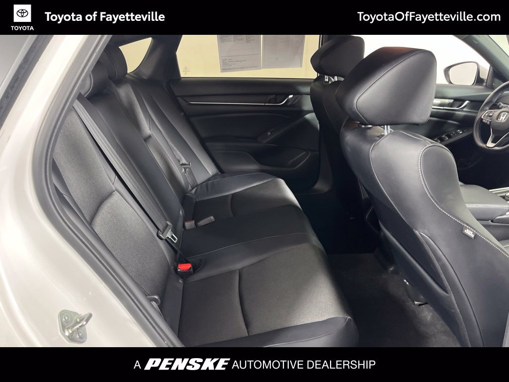 Used 2018 Honda Accord Sport image 5