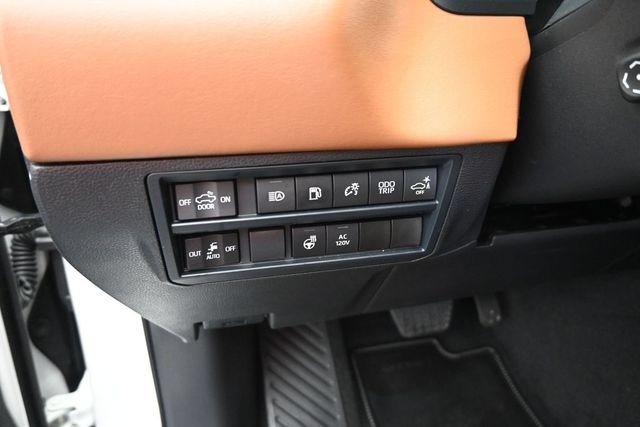 Used 2025 Toyota Tundra 1794 Edition AWD/4WD image 33