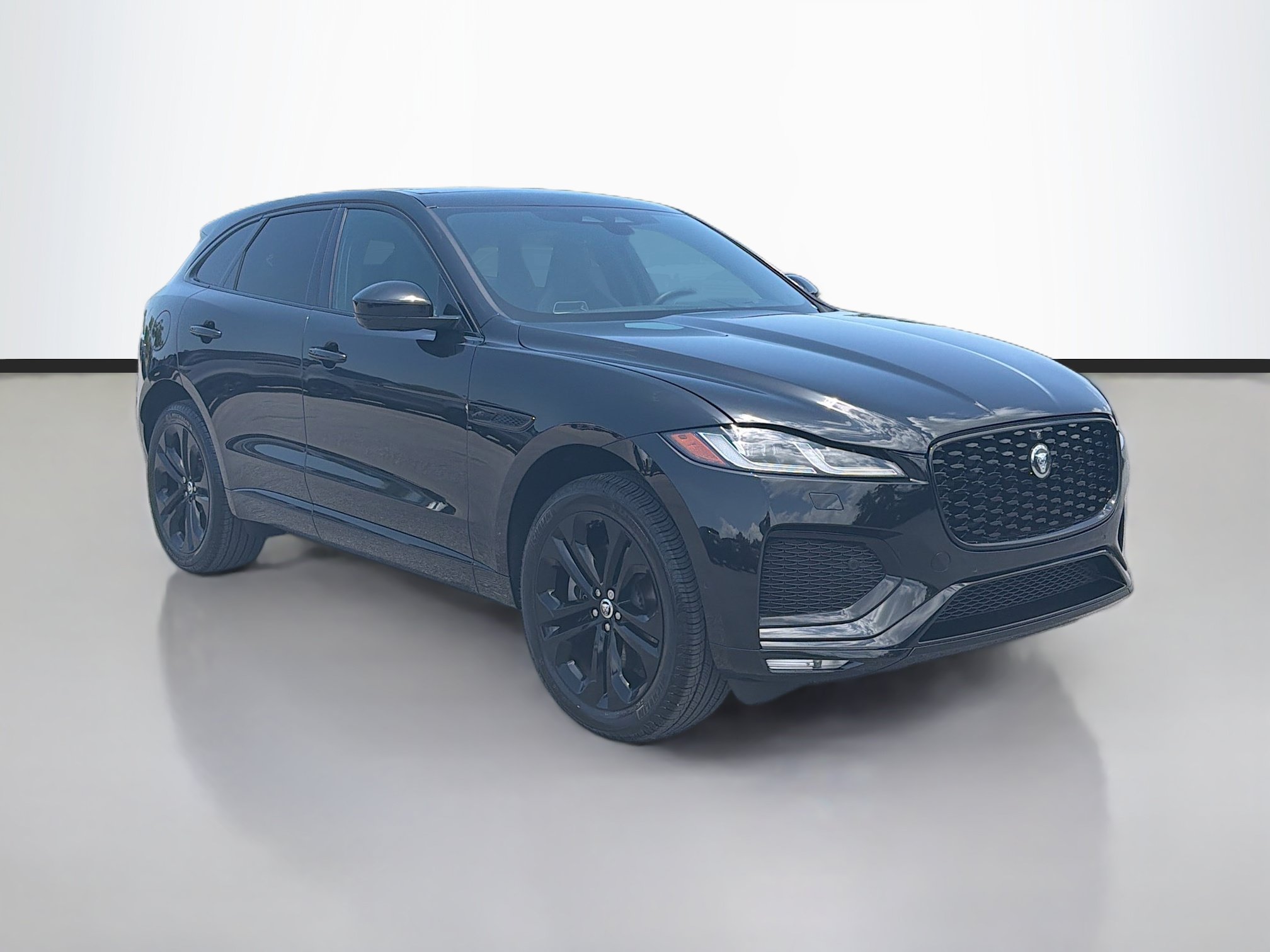 Used 2026 Jaguar F-PACE R-Dynamic S AWD/4WD image 7