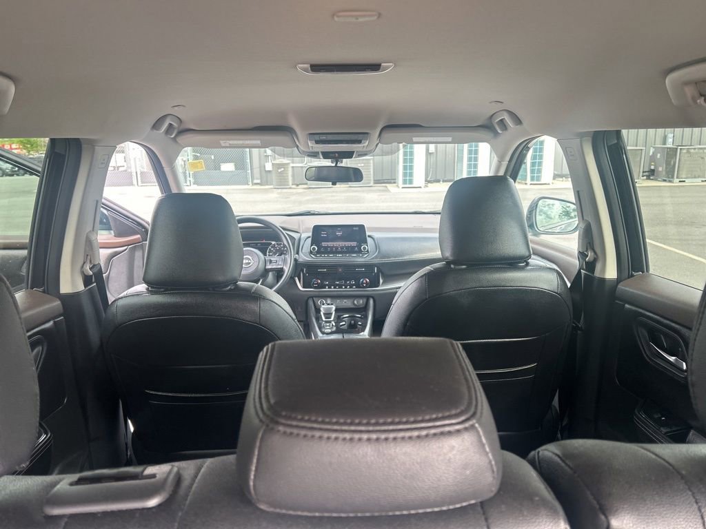 Certified 2023 Nissan Rogue SV image 23