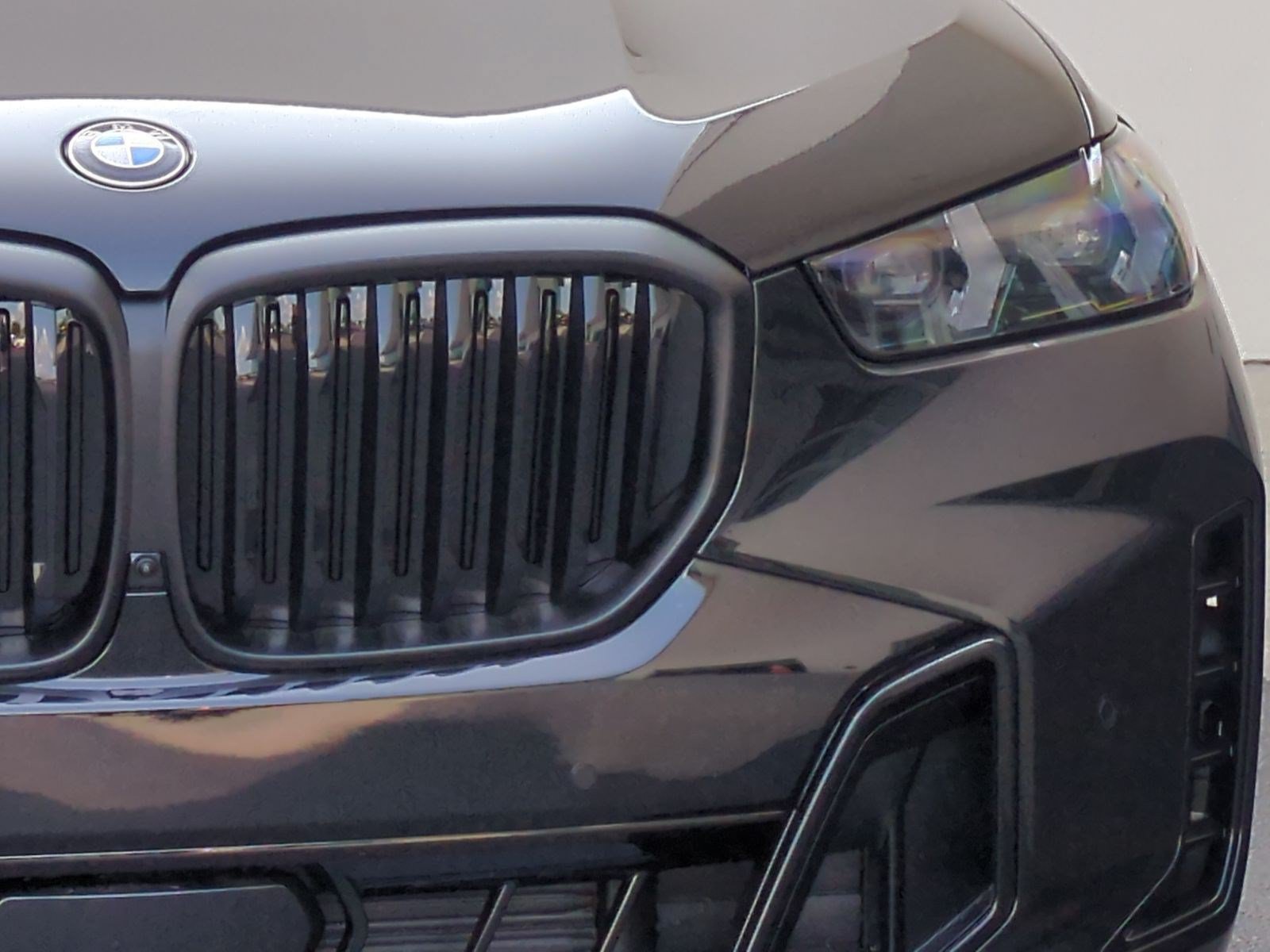 New 2026 BMW X5 xDrive40i w/ M Sport Package AWD/4WD image 5