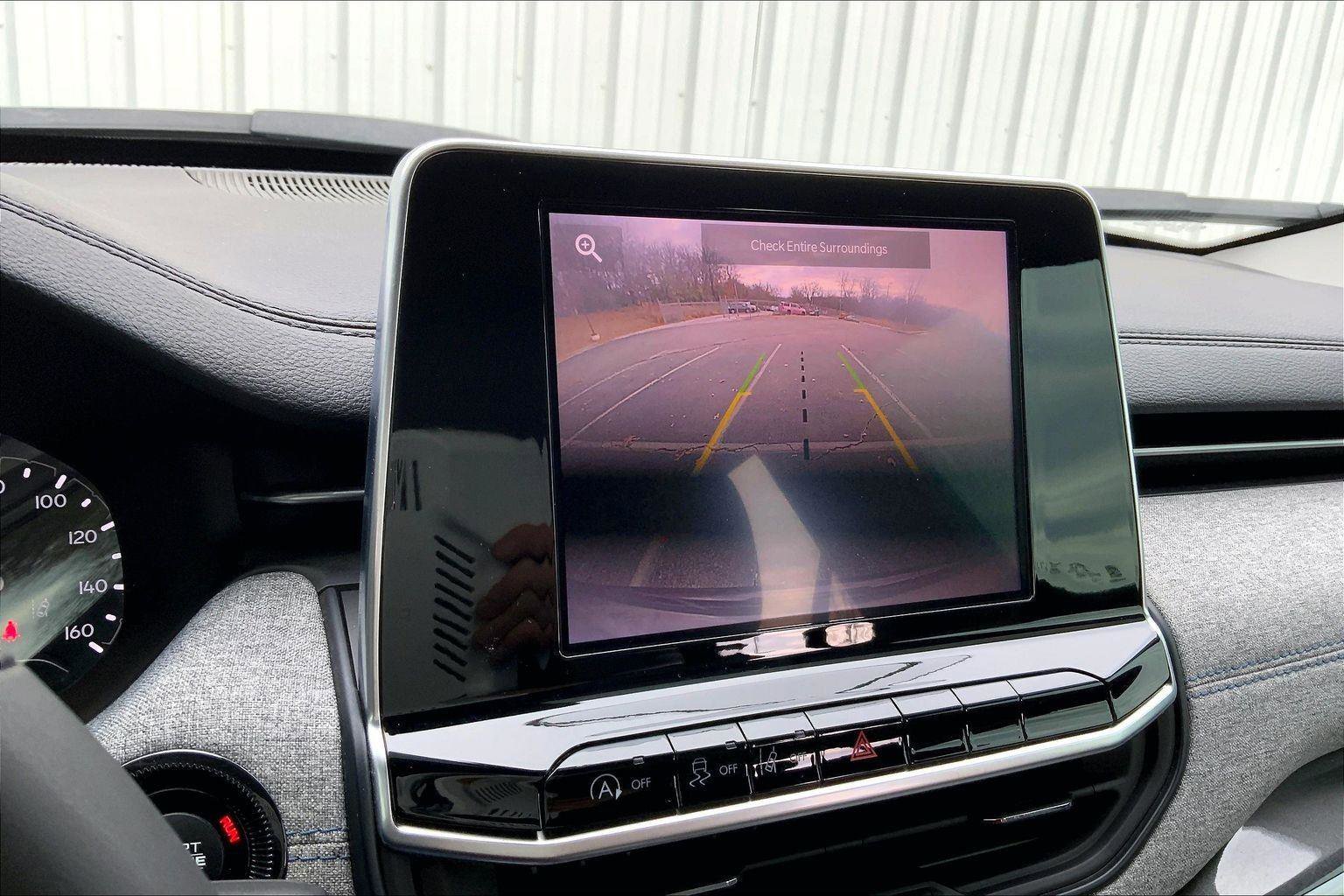 Used 2022 Jeep Compass Latitude image 20