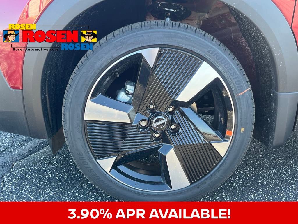 New 2025 Nissan Kicks SR image 9