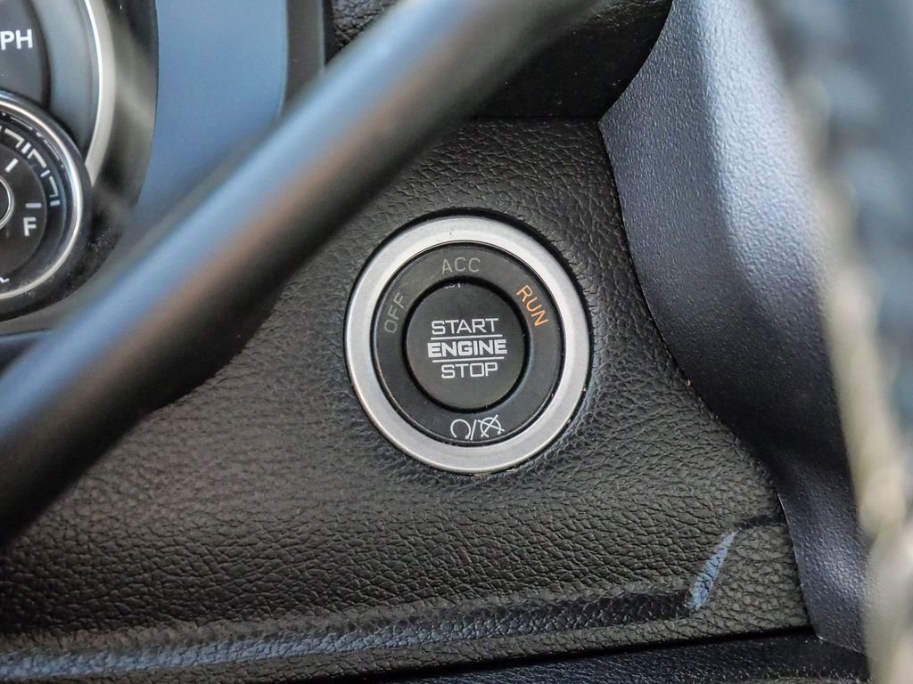 Used 2024 RAM 3500 Big Horn image 31