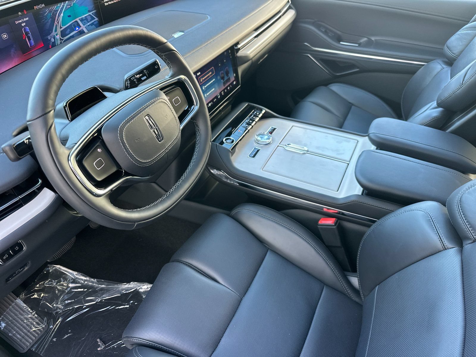 New 2027 Lincoln Navigator L Reserve w/ Jet Appearance Package AWD/4WD image 9