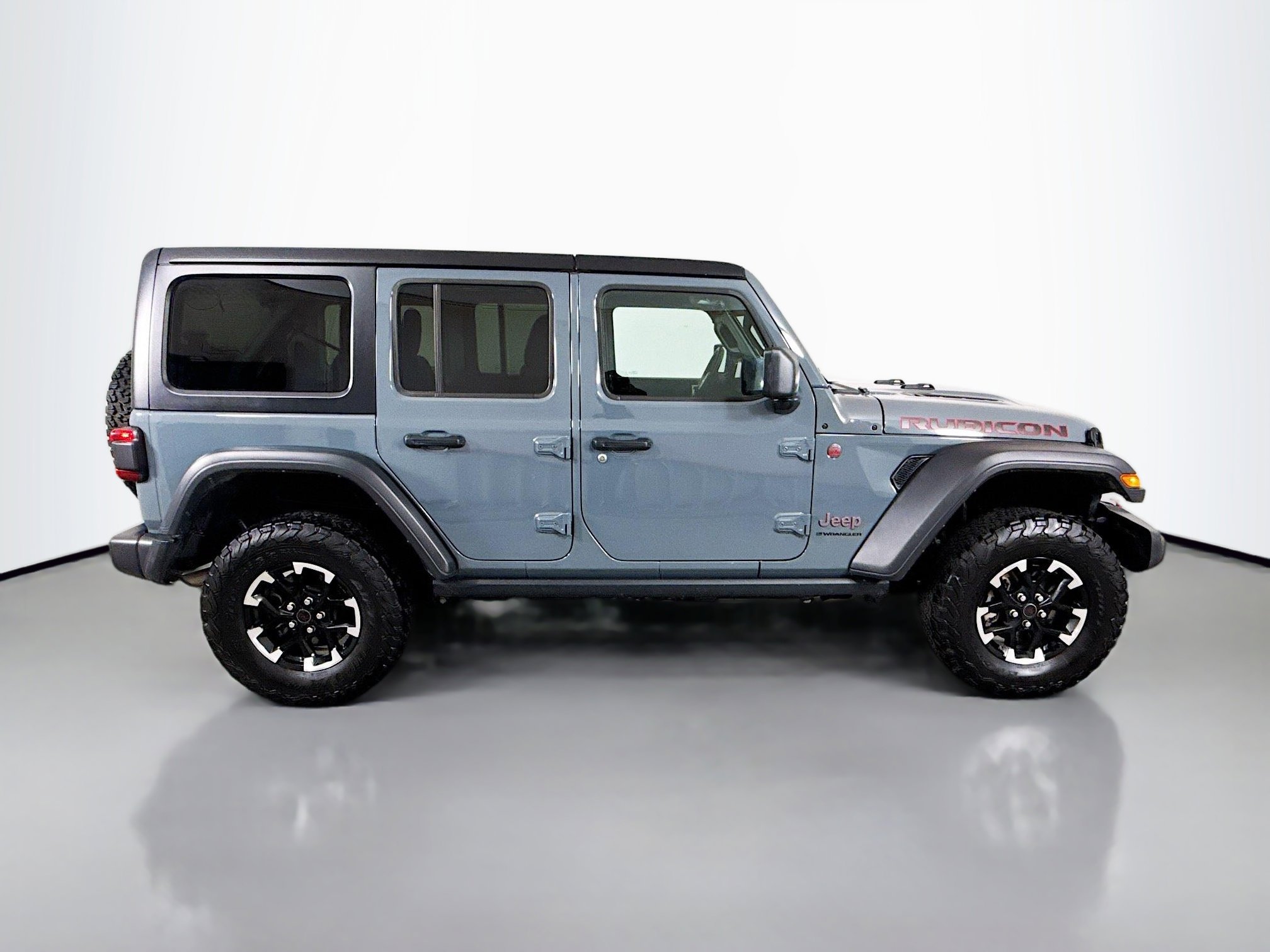 Used 2025 Jeep Wrangler Unlimited Rubicon AWD/4WD image 8