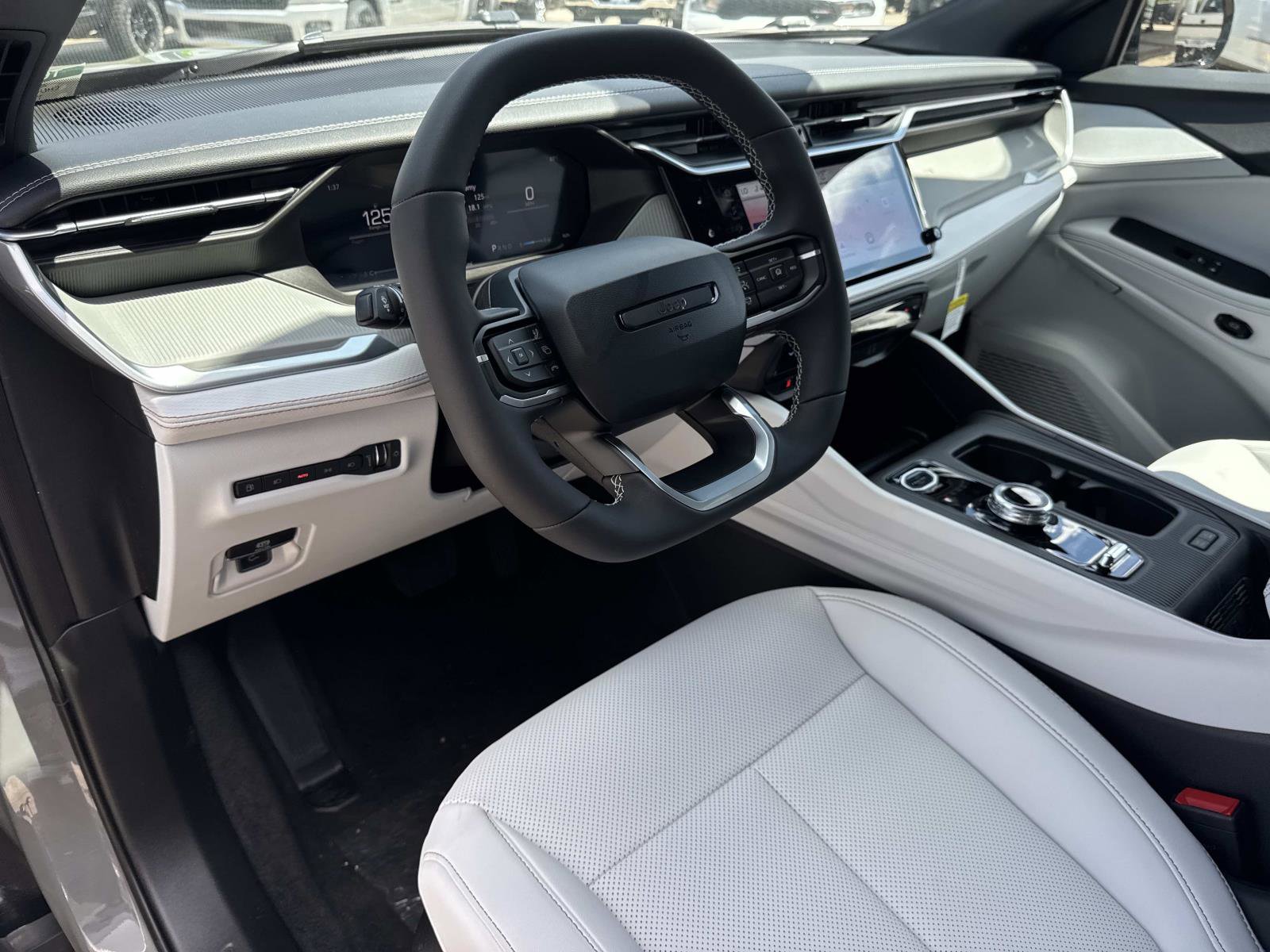 New 2026 Jeep Cherokee Limited AWD/4WD image 9