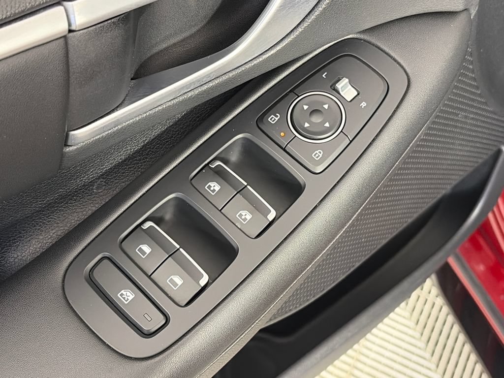 Used 2024 Hyundai Sonata SEL FWD image 26