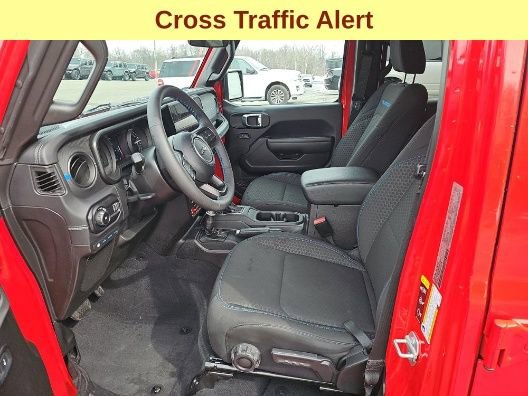 Used 2025 Jeep Wrangler Unlimited Rubicon 4xe w/ Safety Group AWD/4WD image 10