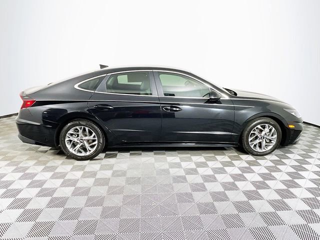 Used 2020 Hyundai Sonata SEL w/ Cargo Package image 9