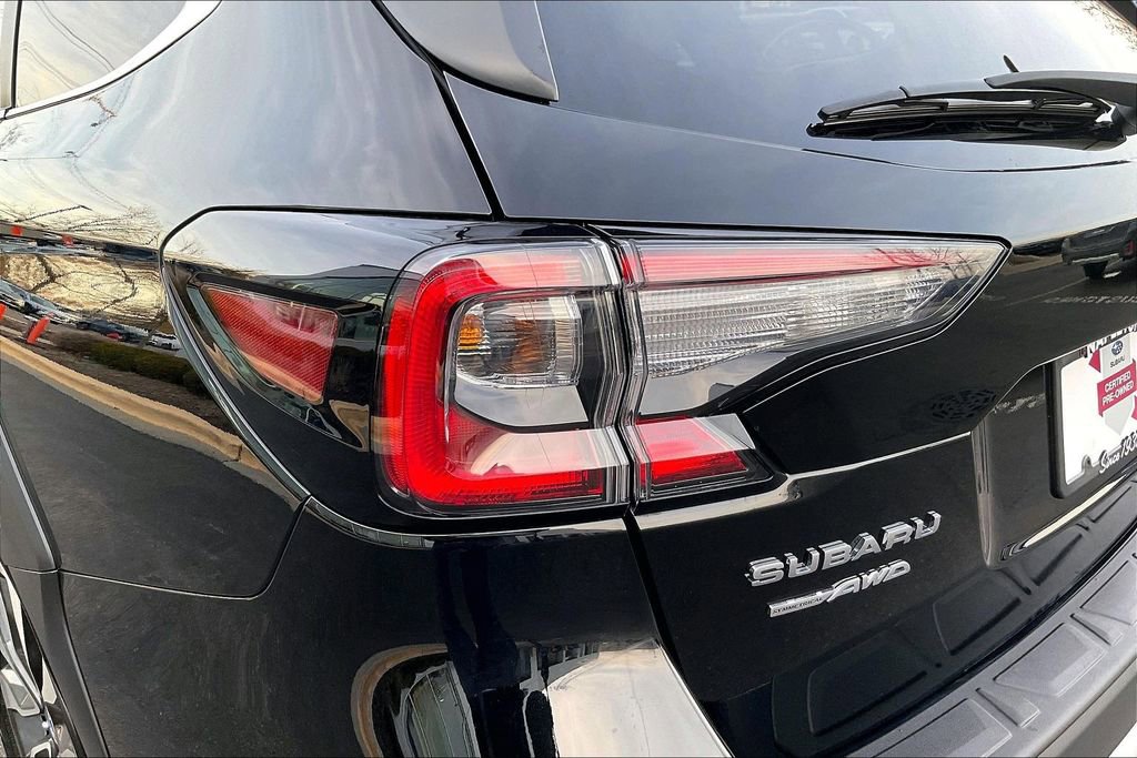 Certified 2025 Subaru Outback Limited image 34