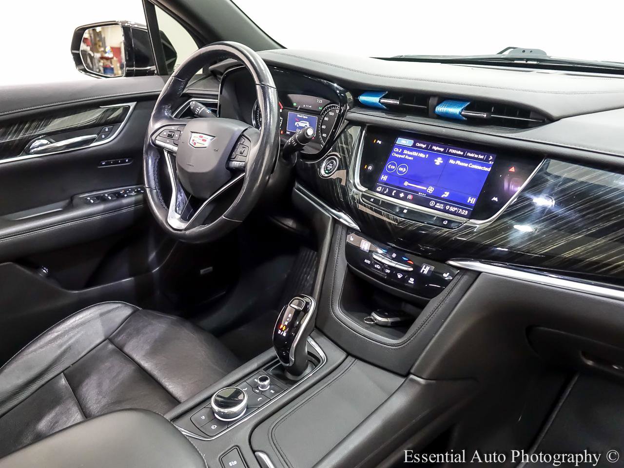 Used 2020 Cadillac XT6 Premium Luxury AWD/4WD image 34