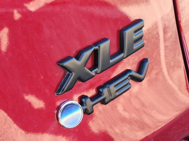 Certified 2025 Toyota RAV4 XLE w/ Convenience Package AWD/4WD image 9