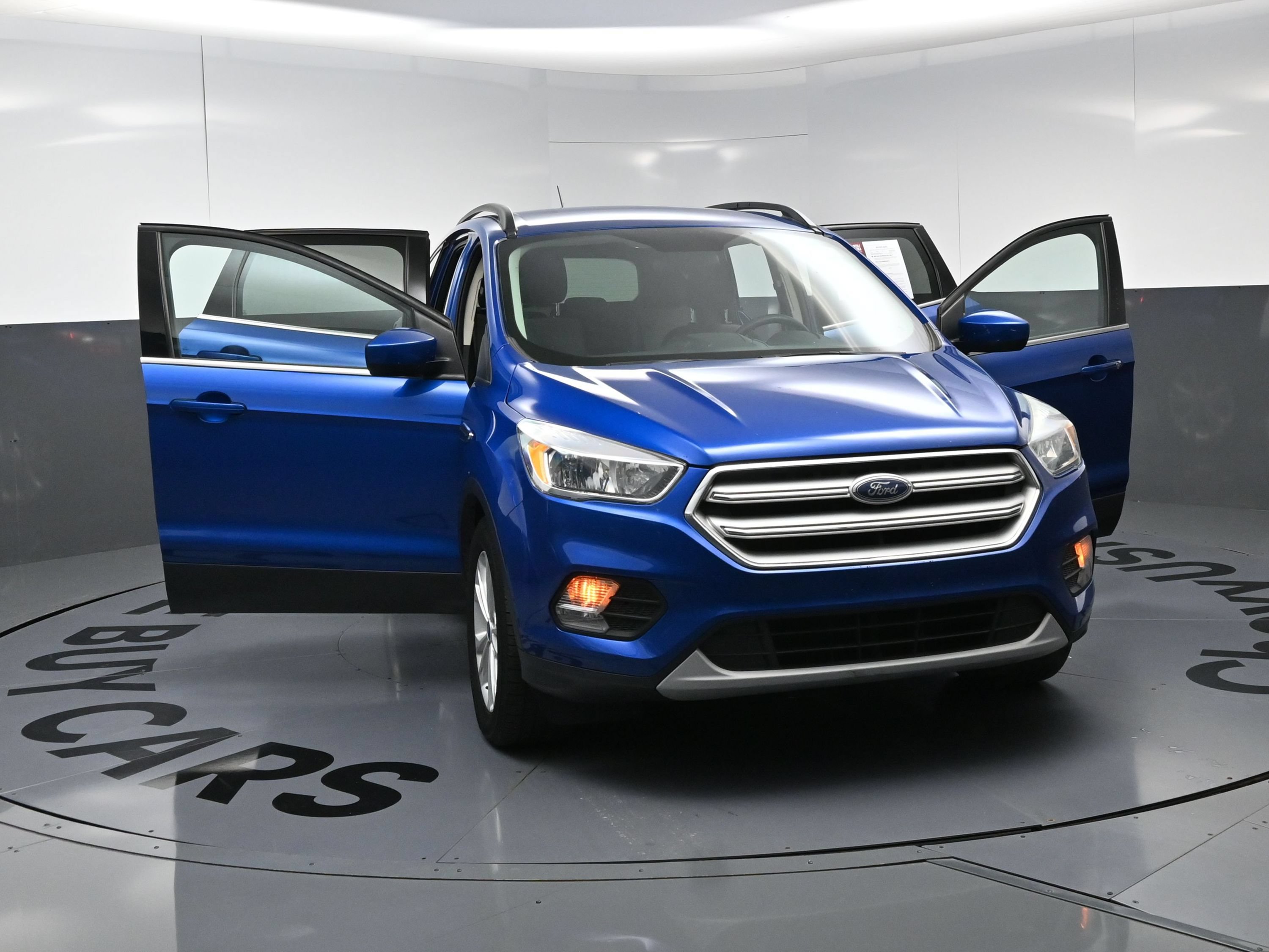 Used 2018 Ford Escape SE w/ SE Sync 3 Package FWD image 23
