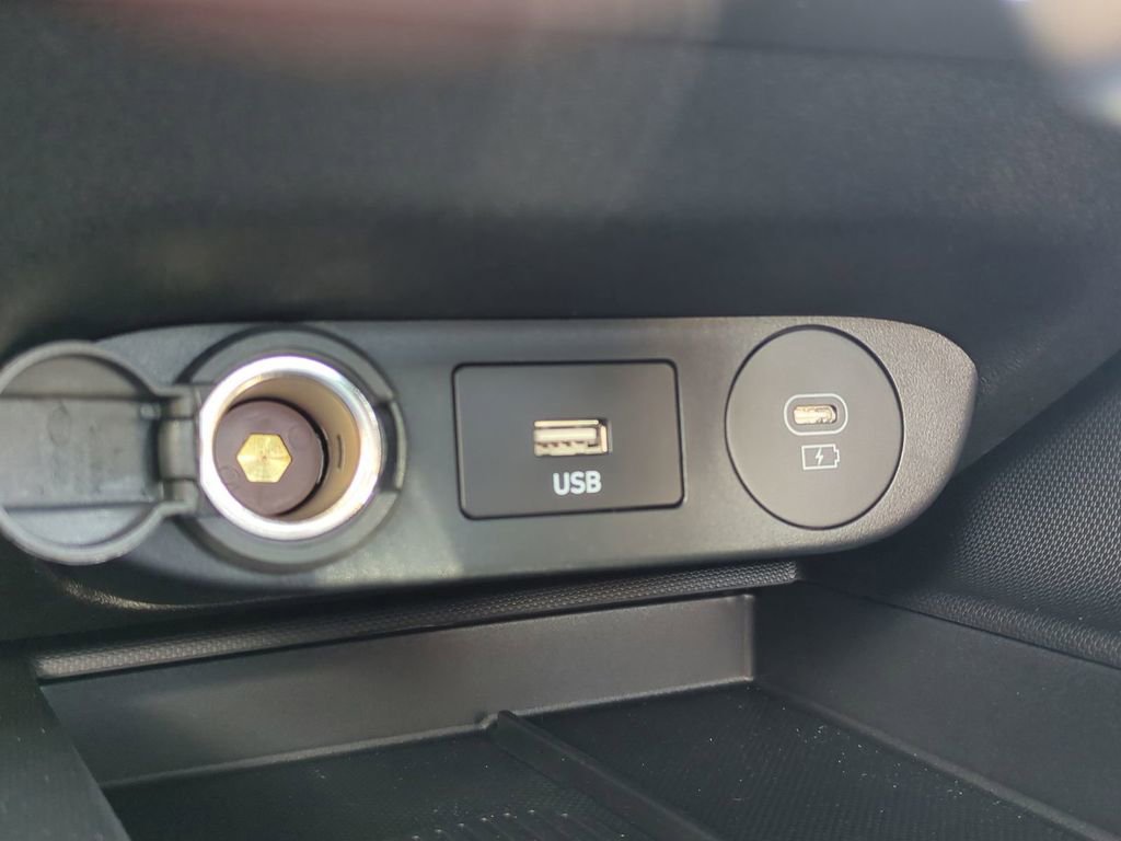 New 2026 Hyundai Elantra SEL Sport Premium FWD image 24