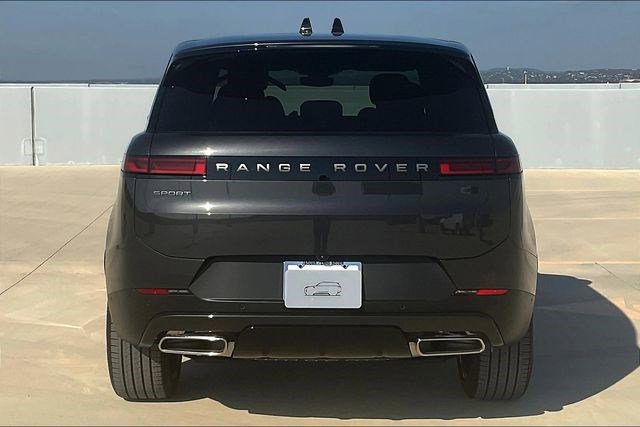 New 2025 Land Rover Range Rover Sport SE image 4