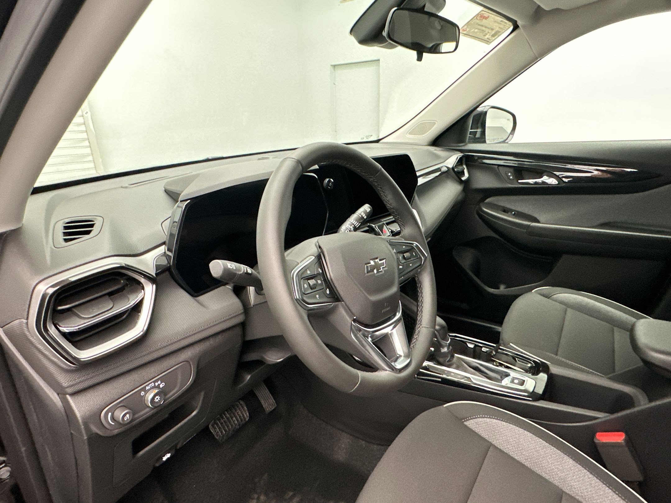 New 2026 Chevrolet TrailBlazer LT image 4