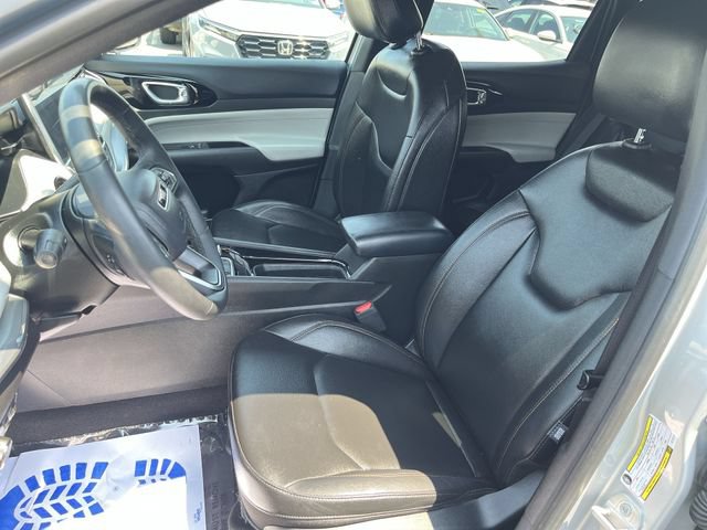 Used 2024 Jeep Compass Limited AWD/4WD image 15