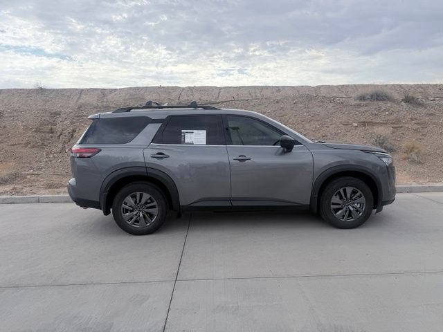 Certified 2026 Nissan Pathfinder SV FWD image 4