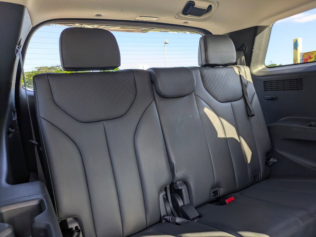 Used 2024 Hyundai Palisade SEL image 19