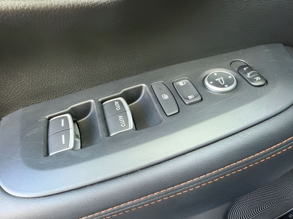 Used 2025 Honda HR-V Sport image 24