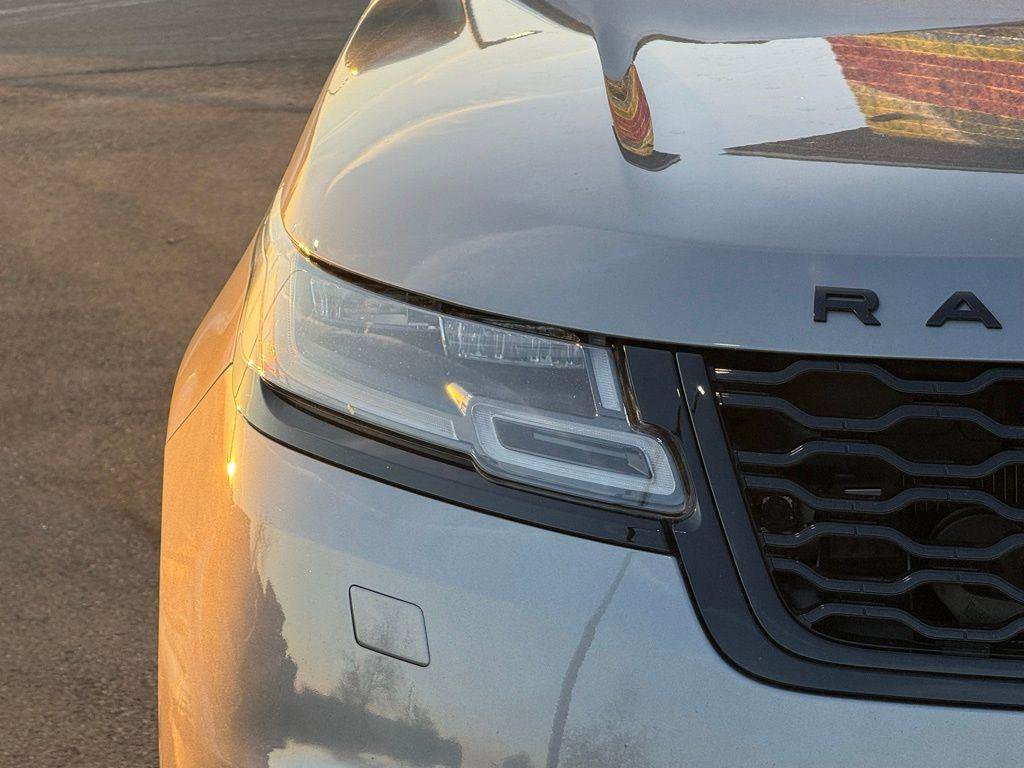 Used 2020 Land Rover Range Rover Velar S image 12