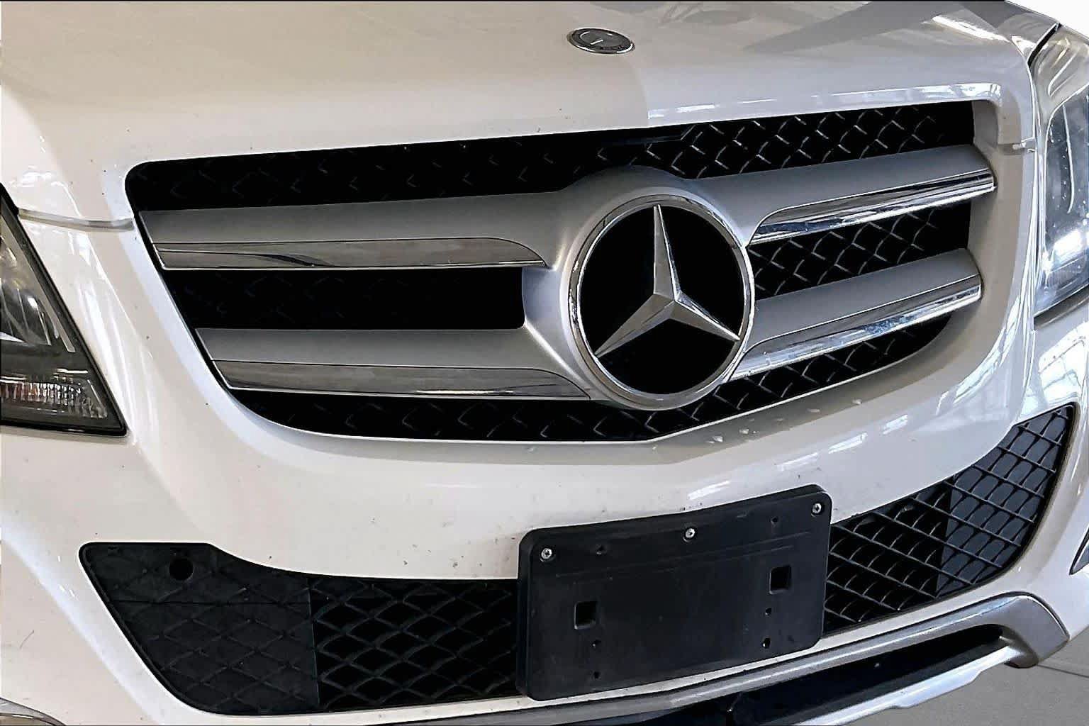 Used 2015 Mercedes-Benz GLK 350 2WD image 29