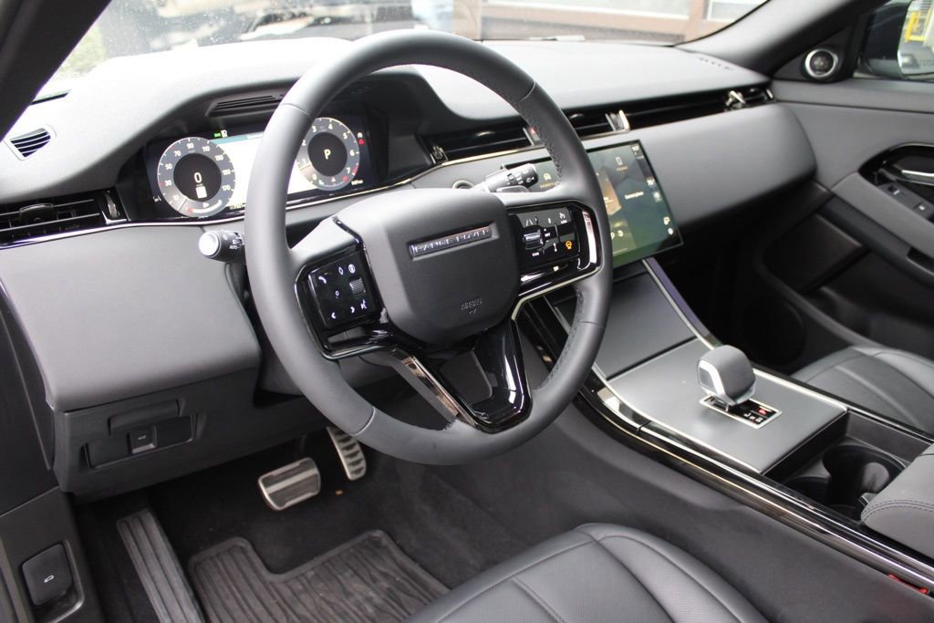 Certified 2025 Land Rover Range Rover Evoque Dynamic SE AWD/4WD image 16