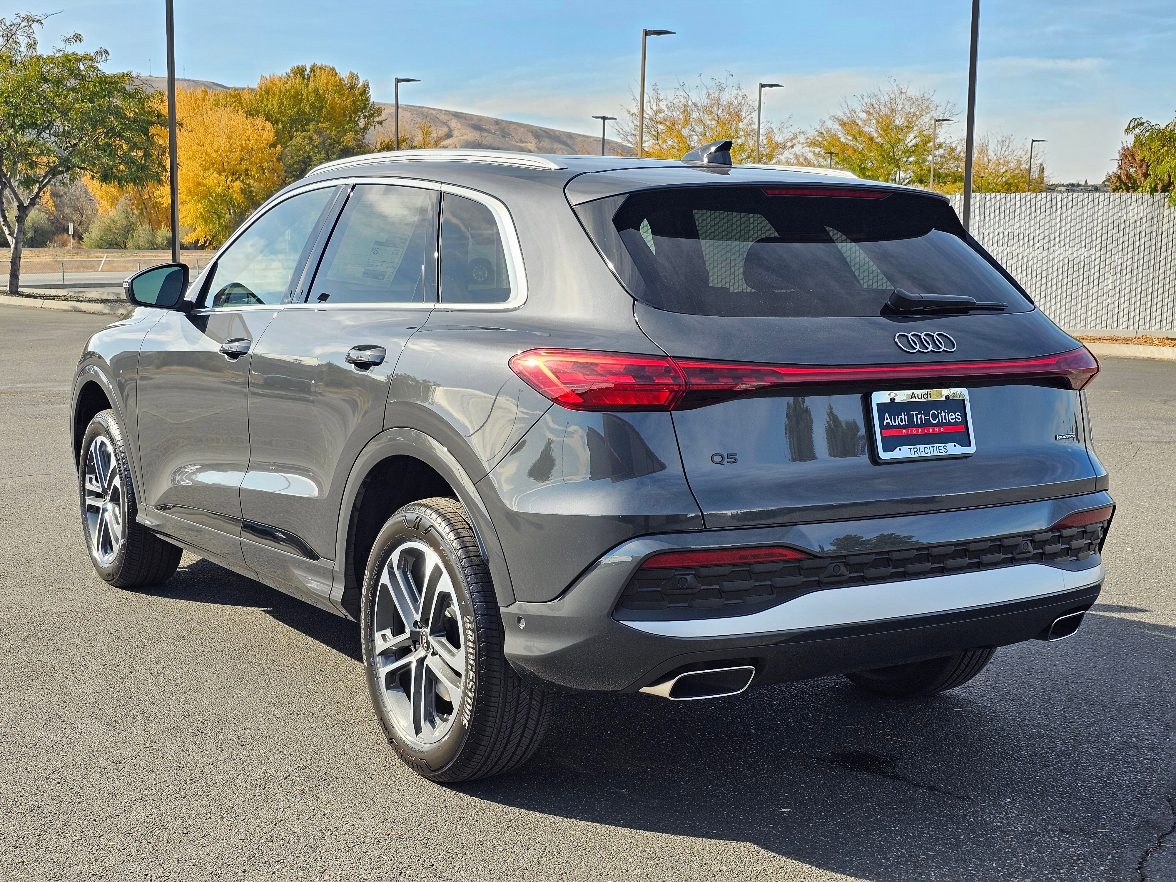 New 2025 Audi Q5 Premium image 4