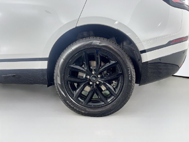 Used 2026 Land Rover Range Rover Velar Dynamic SE AWD/4WD image 9