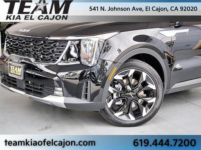 Used 2026 Kia Sorento EX w/ EX Premium Package FWD image 3