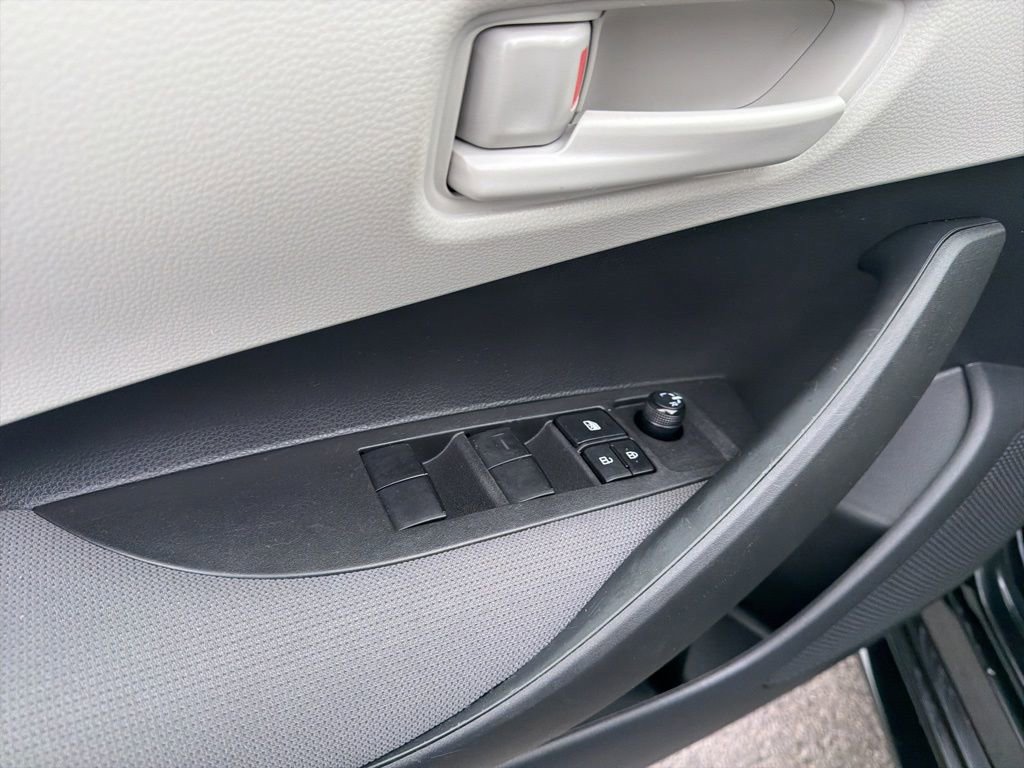 Certified 2024 Toyota Corolla LE FWD image 21