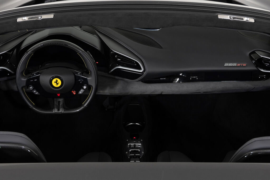 Used 2025 Ferrari 296 GTS image 21