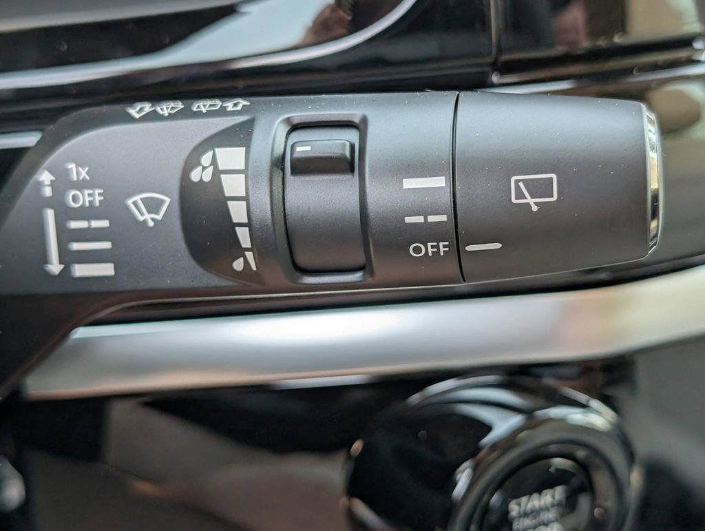 New 2026 Nissan Pathfinder SL image 24