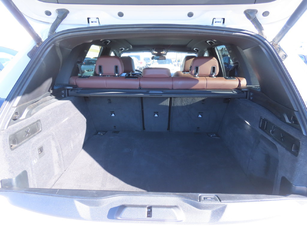 Used 2024 BMW X5 xDrive40i w/ Parking Assistance Package AWD/4WD image 12